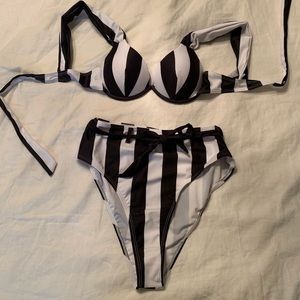 Pretty Little Thing Bikini! NEVER WORN!